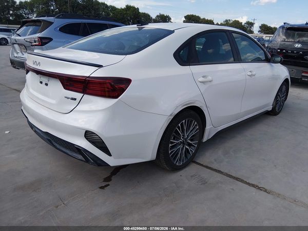 2023 KIA FORTE GT-LINE