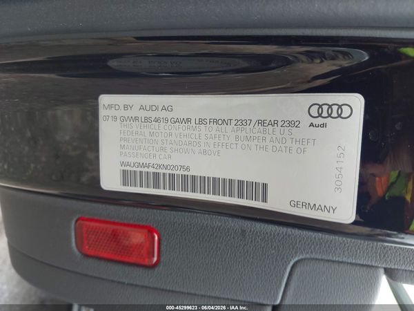2019 AUDI A4 Premium, Titanium