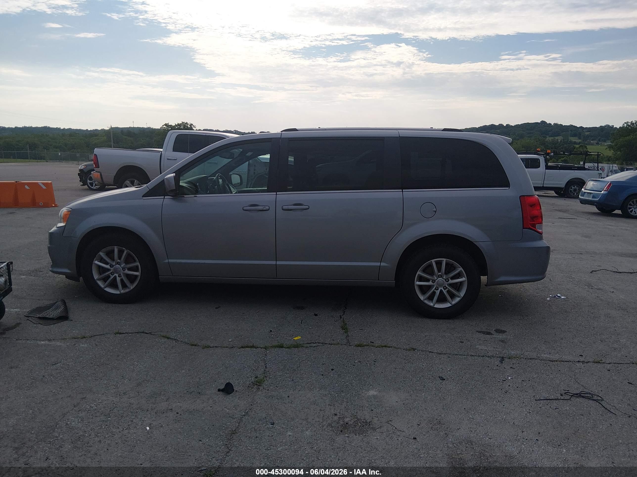 2019 DODGE GRAND CARAVAN SXT