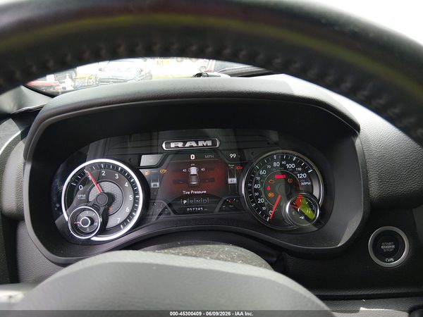 2024 RAM 1500 BIG HORN  4X2 5'7 BOX