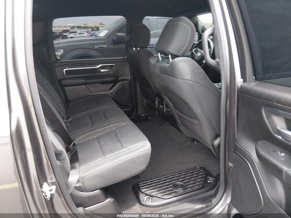 2024 RAM 1500 BIG HORN  4X2 5'7 BOX