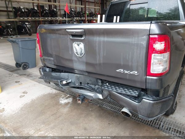 2021 RAM 1500 BIG HORN  4X4 5'7 BOX
