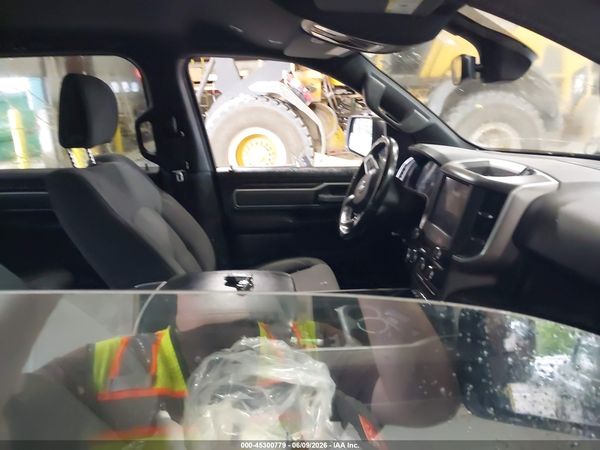 2021 RAM 1500 BIG HORN  4X4 5'7 BOX
