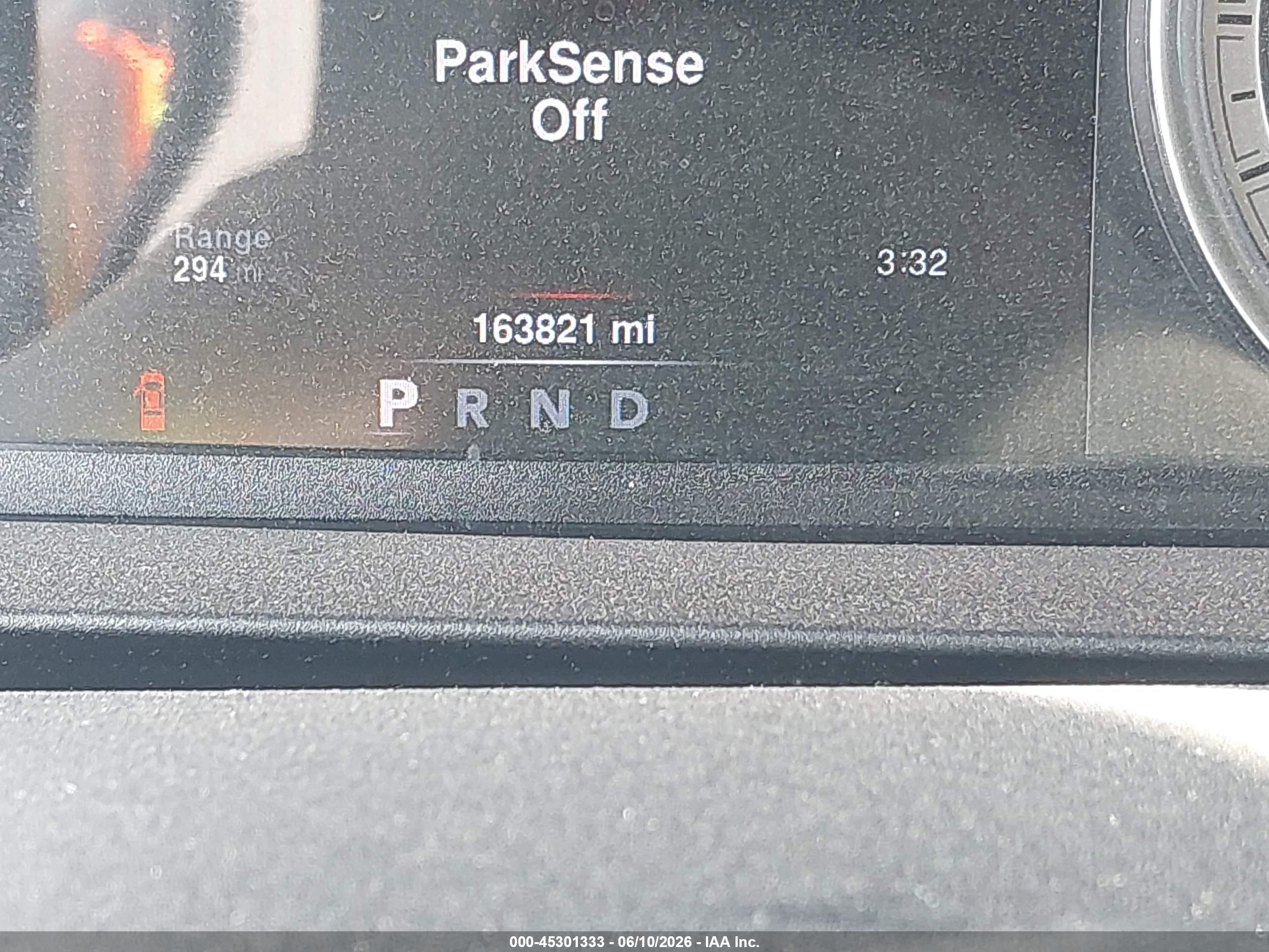 2016 RAM 1500 SLT