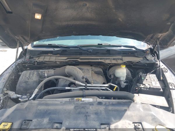 2016 RAM 1500 SLT
