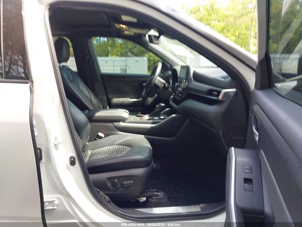 2021 TOYOTA HIGHLANDER XSE