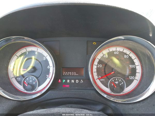 2012 DODGE GRAND CARAVAN SXT — I7