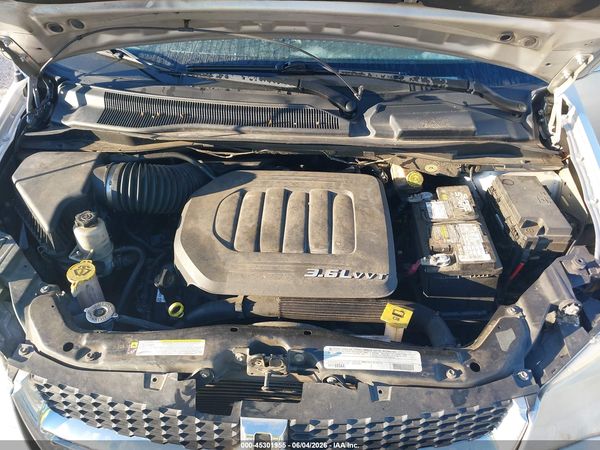 2012 DODGE GRAND CARAVAN SXT — I10