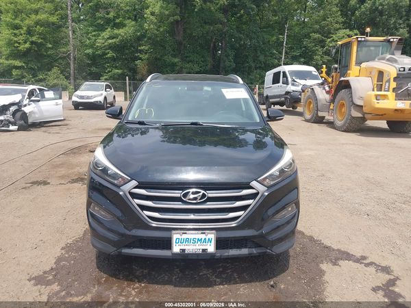 2017 HYUNDAI TUCSON SE PLUS