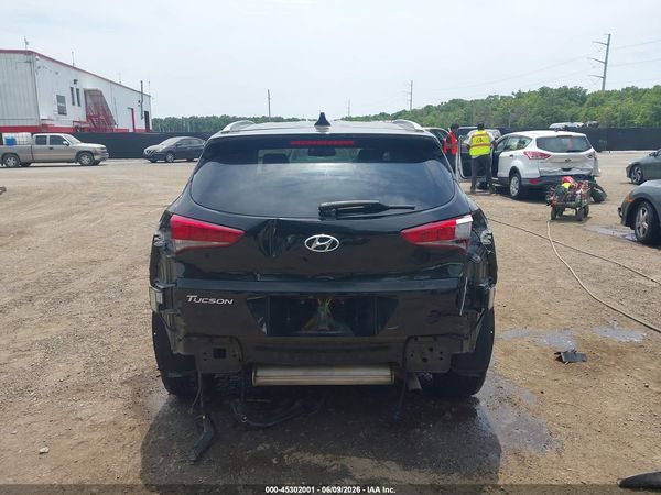 2017 HYUNDAI TUCSON SE PLUS