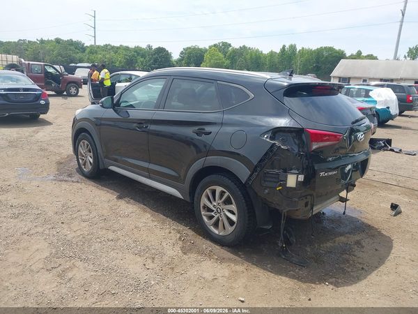 2017 HYUNDAI TUCSON SE PLUS