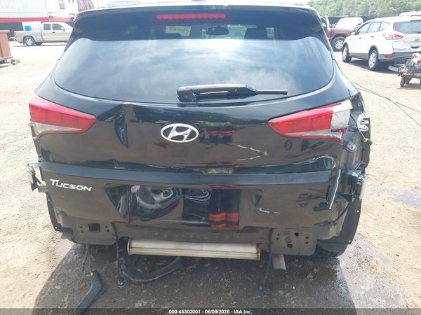 2017 HYUNDAI TUCSON SE PLUS