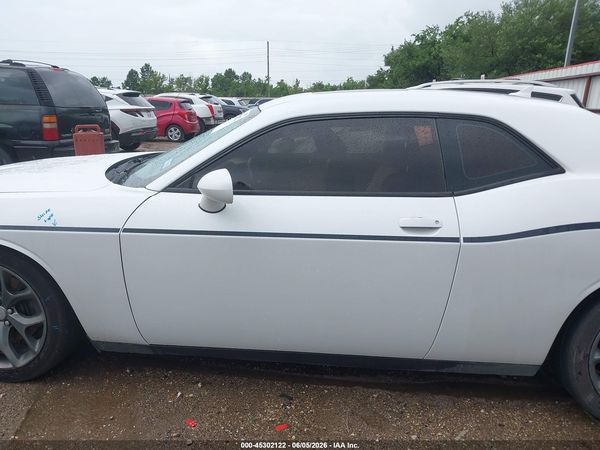 2015 DODGE CHALLENGER SXT PLUS