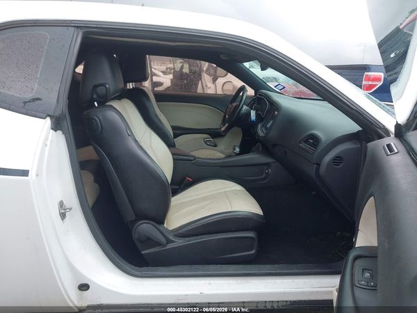 2015 DODGE CHALLENGER SXT PLUS