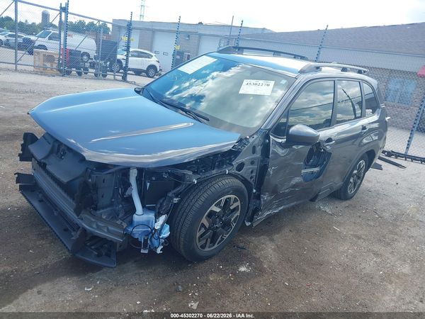 2025 SUBARU FORESTER PREMIUM