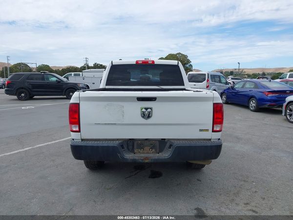 2018 RAM 1500 TRADESMAN  4X2 5'7 BOX