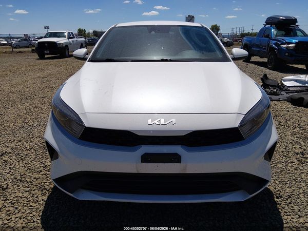 2023 KIA FORTE LXS