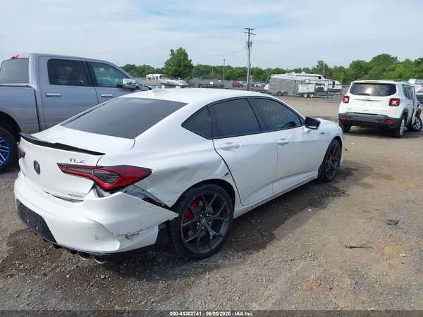 2022 ACURA TLX