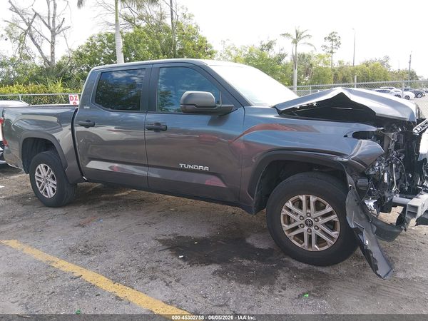 2024 TOYOTA TUNDRA SR5