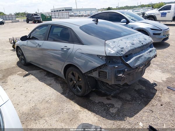 2022 HYUNDAI ELANTRA SEL