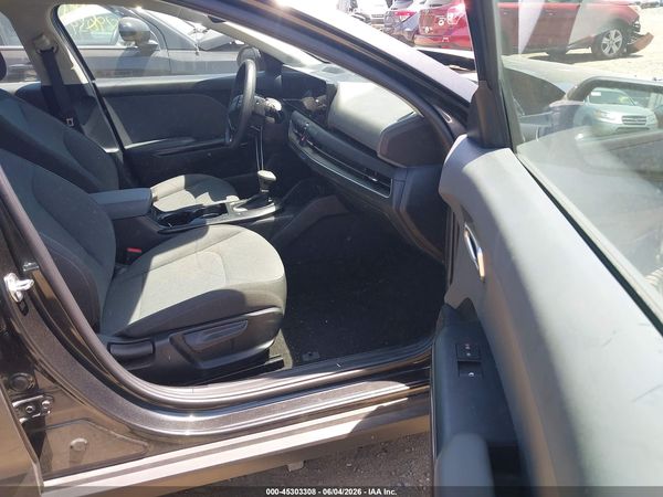 2025 KIA K4 LXS
