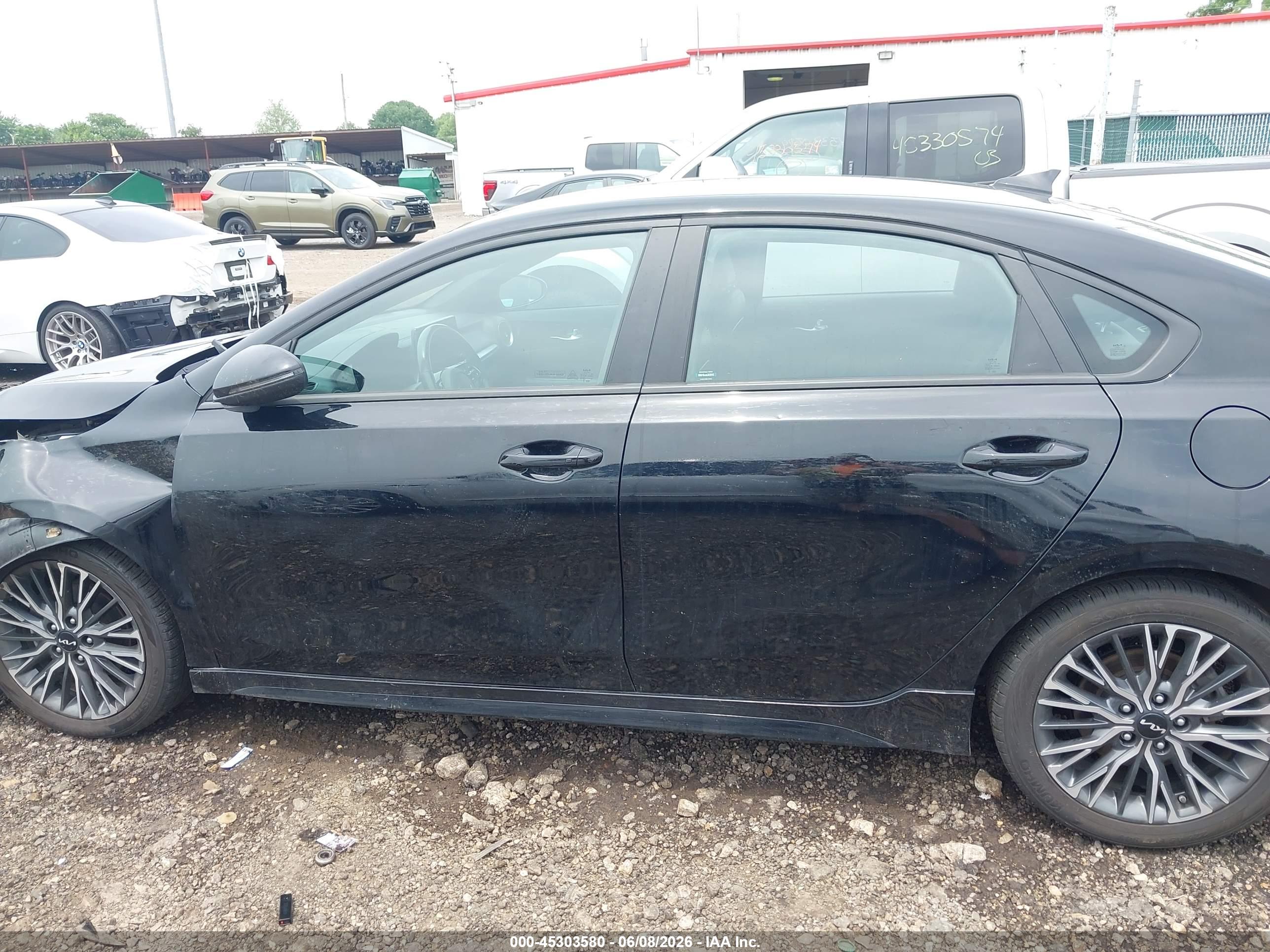 2024 KIA FORTE GT-LINE
