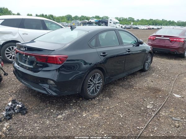 2024 KIA FORTE GT-LINE