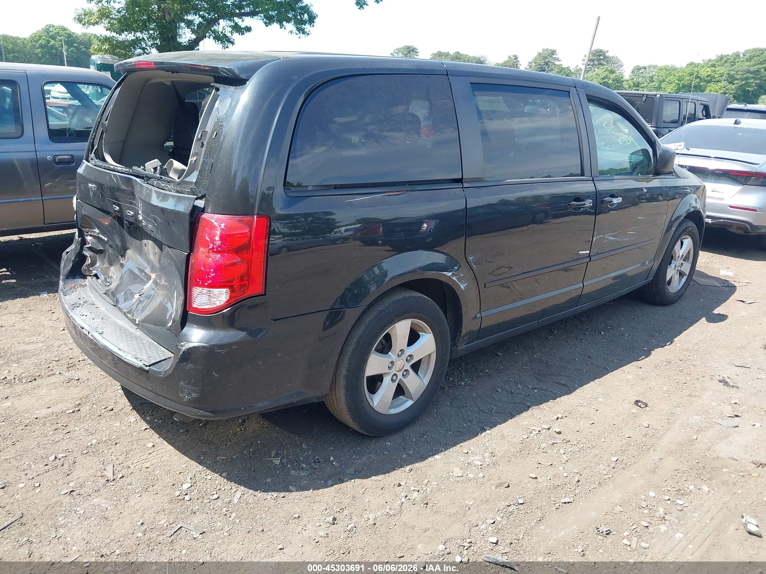 2013 DODGE GRAND CARAVAN SE — I4