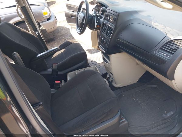 2013 DODGE GRAND CARAVAN SE — I5