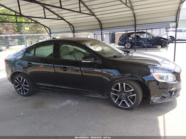 2017 VOLVO S60 T5 DYNAMIC