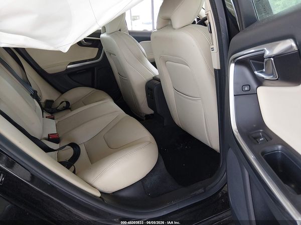 2017 VOLVO S60 T5 DYNAMIC