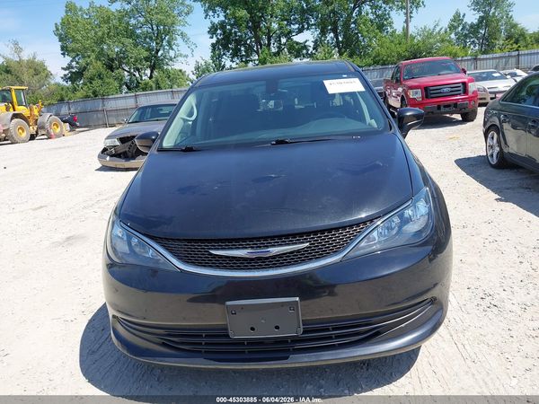 2017 CHRYSLER PACIFICA LX