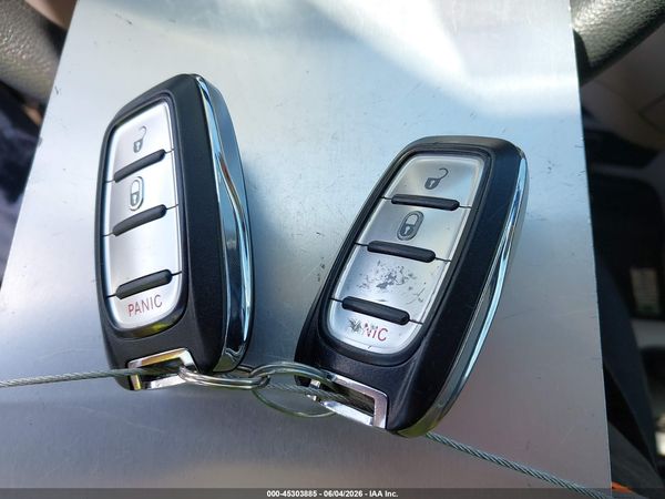2017 CHRYSLER PACIFICA LX