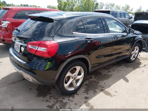 2020 MERCEDES-BENZ GLA 250 GLA250
