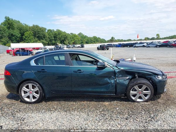 2017 JAGUAR XE 25T PRESTIGE