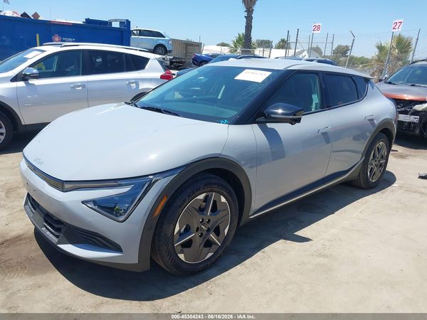 2025 KIA EV6 LIGHT LONG RANGE RWD