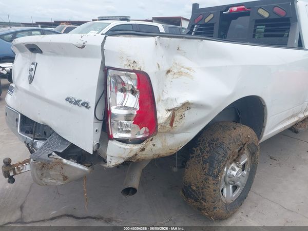 2018 RAM 2500 ST CREW CAB 4X4