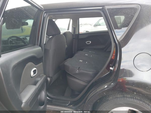 2016 KIA SOUL Plus — I8