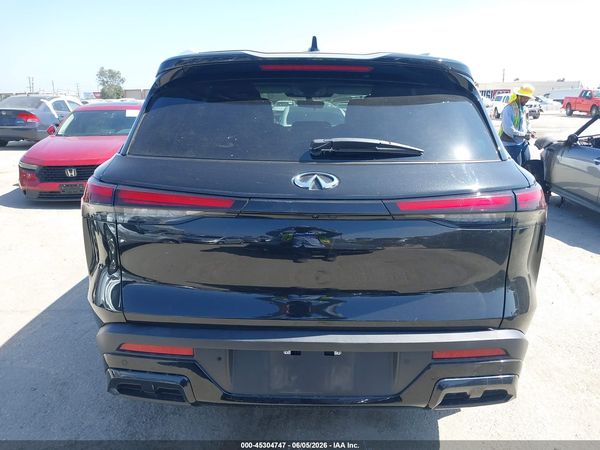 2024 INFINITI QX60 LUXE