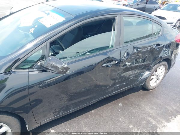 2017 KIA FORTE S