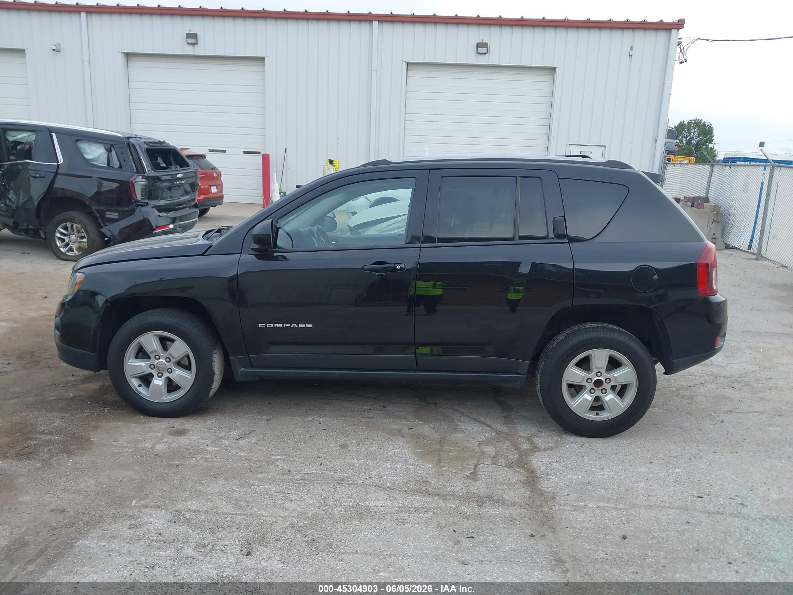 2017 JEEP COMPASS LATITUDE FWD