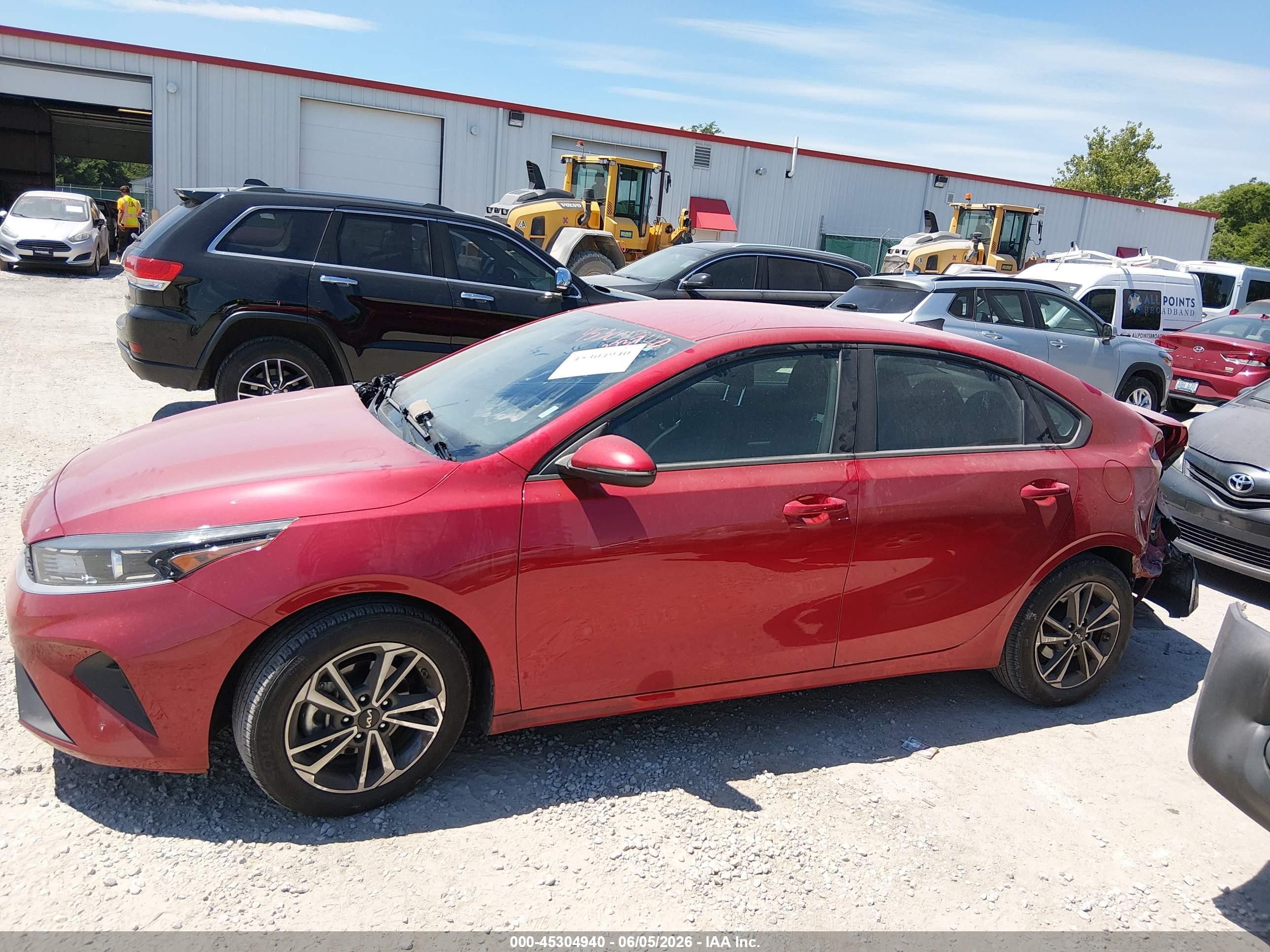 2024 KIA FORTE LXS