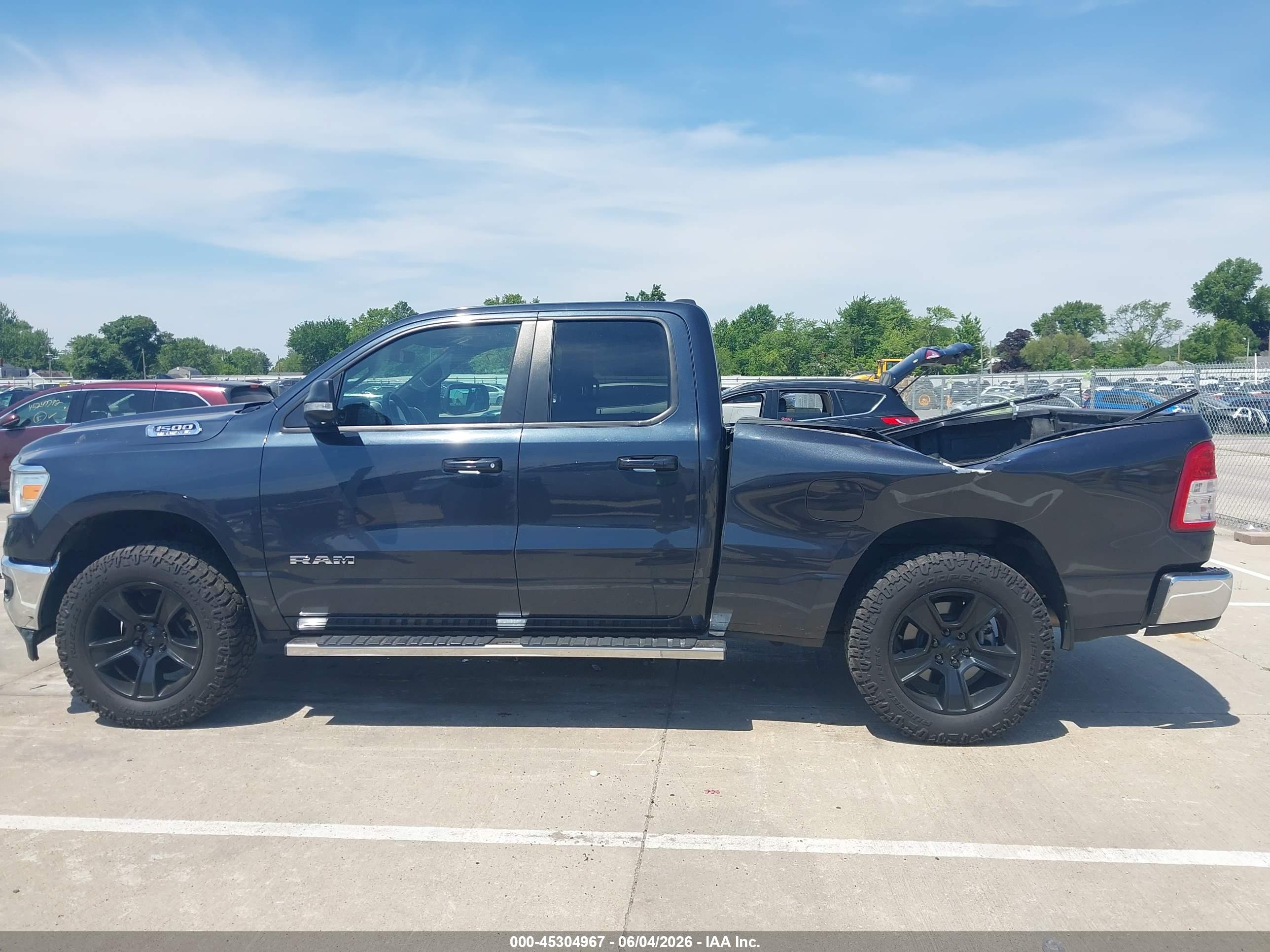 2021 RAM 1500 BIG HORN  4X4 6'4 BOX