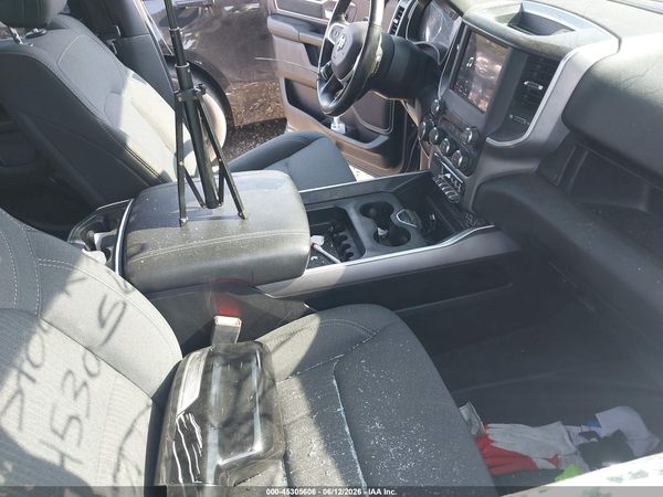 2021 RAM 1500 BIG HORN  4X4 6'4 BOX