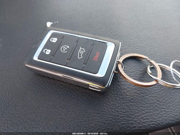 2025 JEEP GRAND CHEROKEE L LAREDO X 4X2
