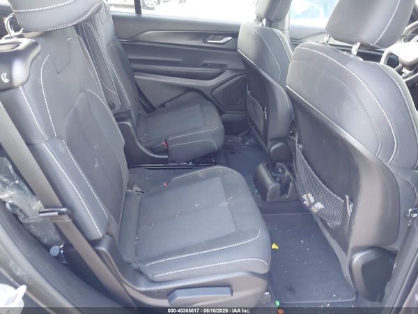 2025 JEEP GRAND CHEROKEE L LAREDO X 4X2