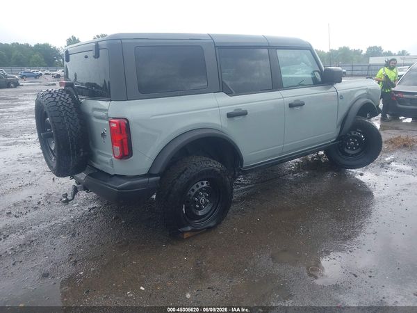 2023 FORD BRONCO — I4