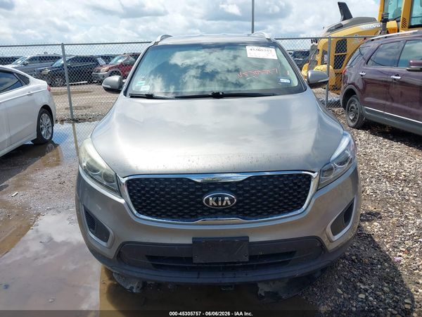 2017 KIA SORENTO 2.4L LX