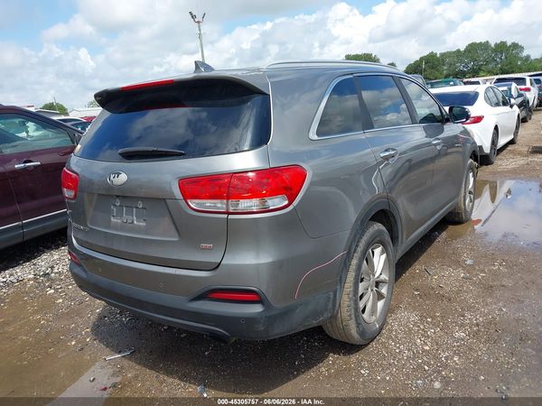 2017 KIA SORENTO 2.4L LX