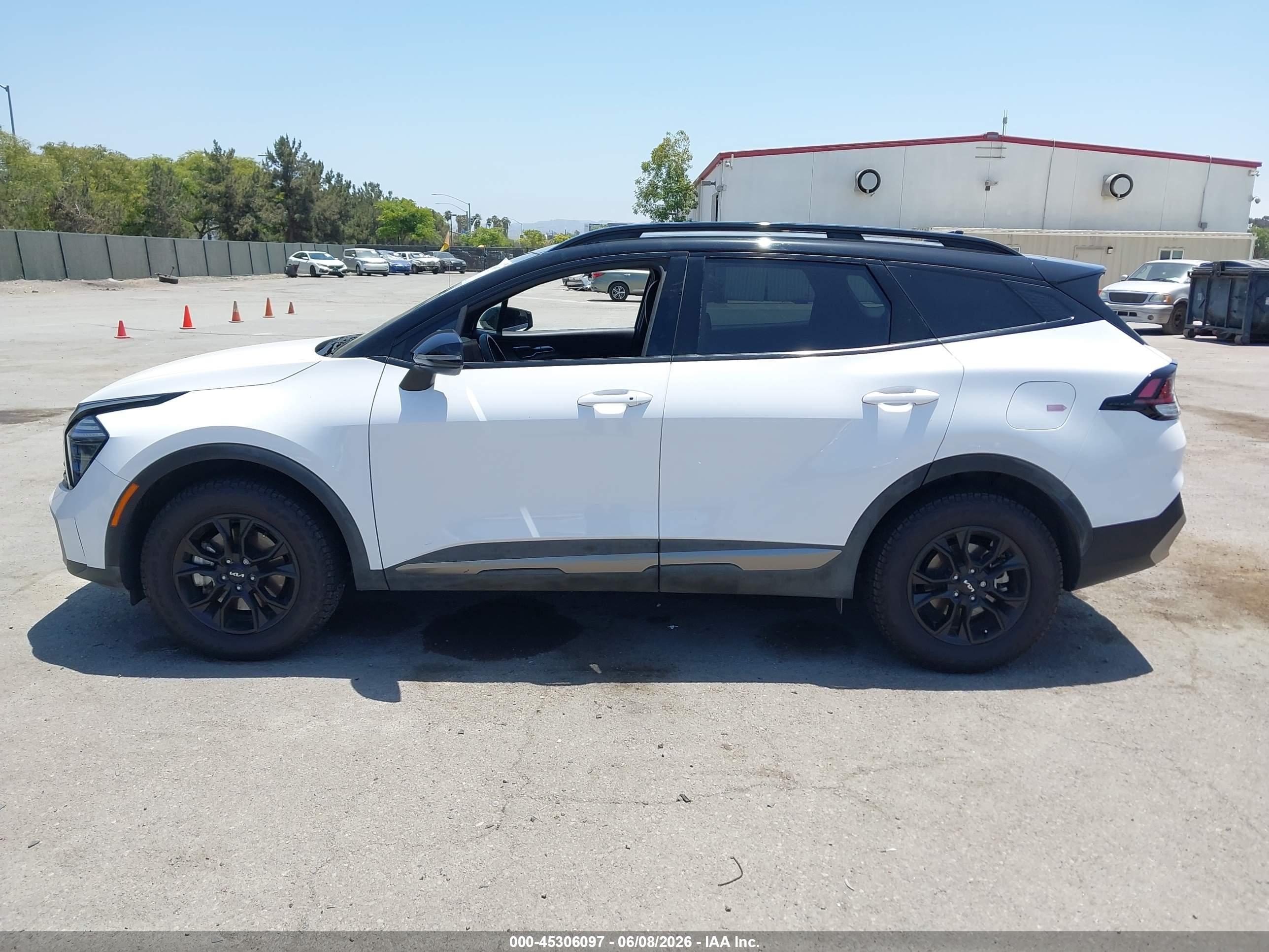 2024 KIA SPORTAGE X-PRO
